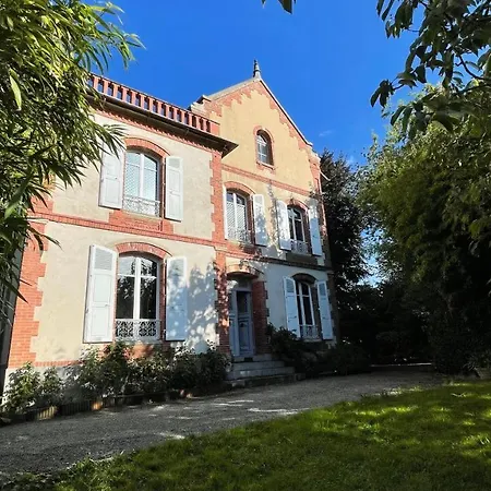 Bed & Breakfast La Villegiature Coutances