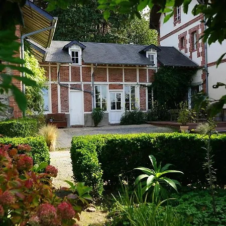 La Villegiature Bed & Breakfast