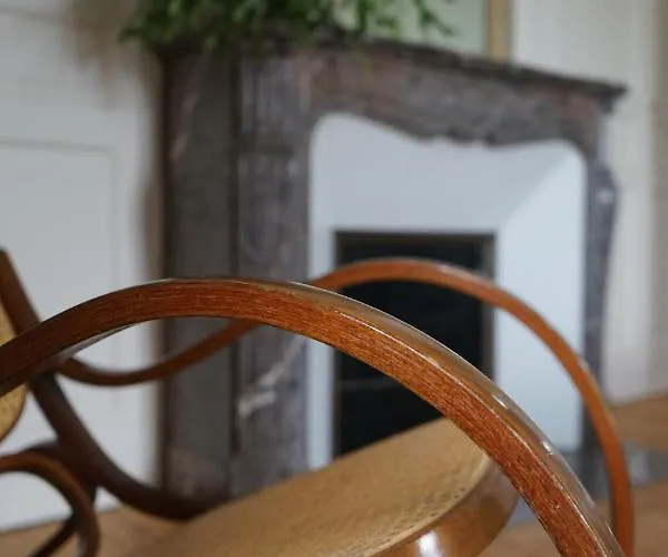 Couette-café La Villégiature 3*